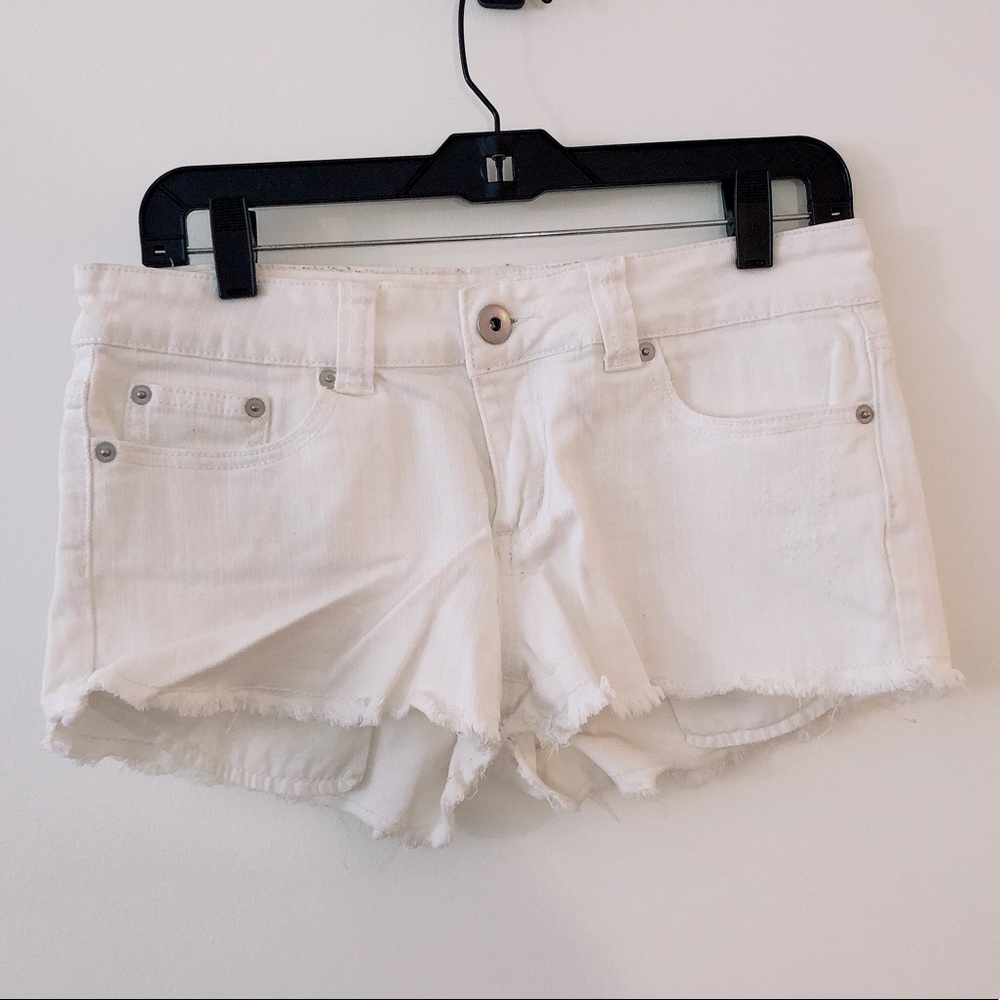 Forever21 White Low Rise Denim shorts